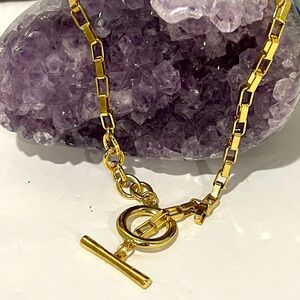 Gold Tone Boxed/Bar Design Chain Link 18 Inch Necklace